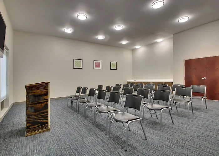 Holiday Inn Express & Suites Laurel By Ihg